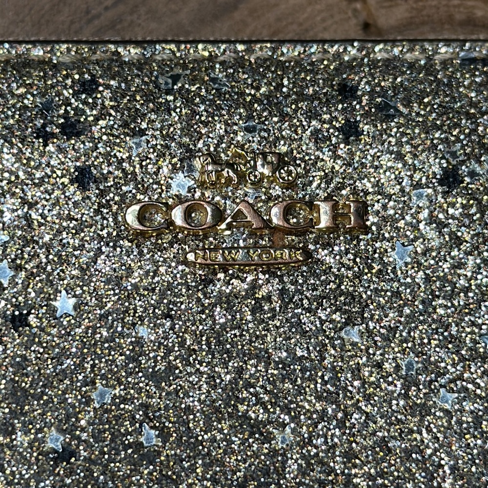 *HTF* COACH Gold Star Glitter Phone Wallet - Picture 9 of 17